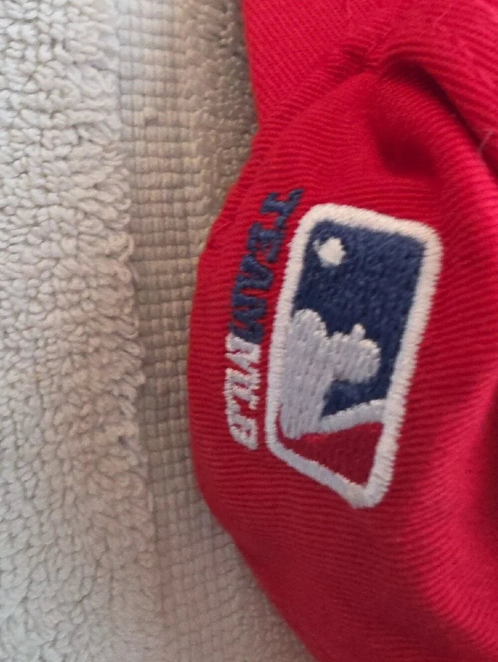 Kids Red MLB Cap with White Cubs Logo